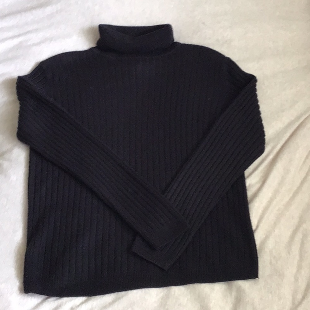 Vintage Ribbed Turtle Neck Sweater